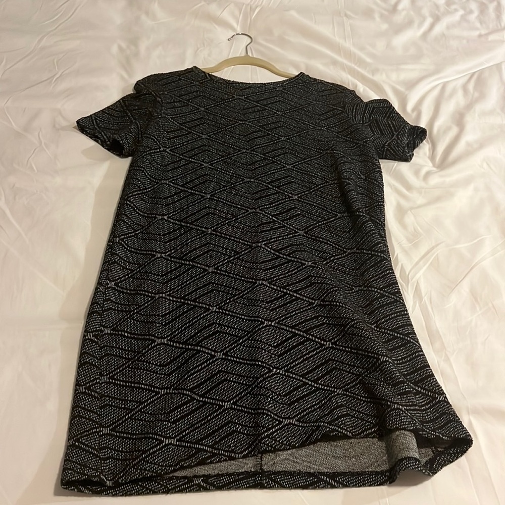 Zara black pattern shift dress